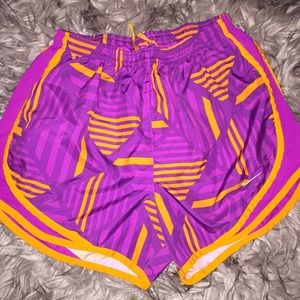 Nike Shorts - Nike Shorts - S Nike Shorts - Nike Shorts - S